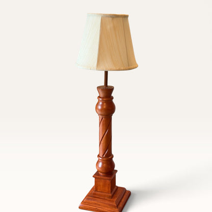 Spindle Column Table Lamp